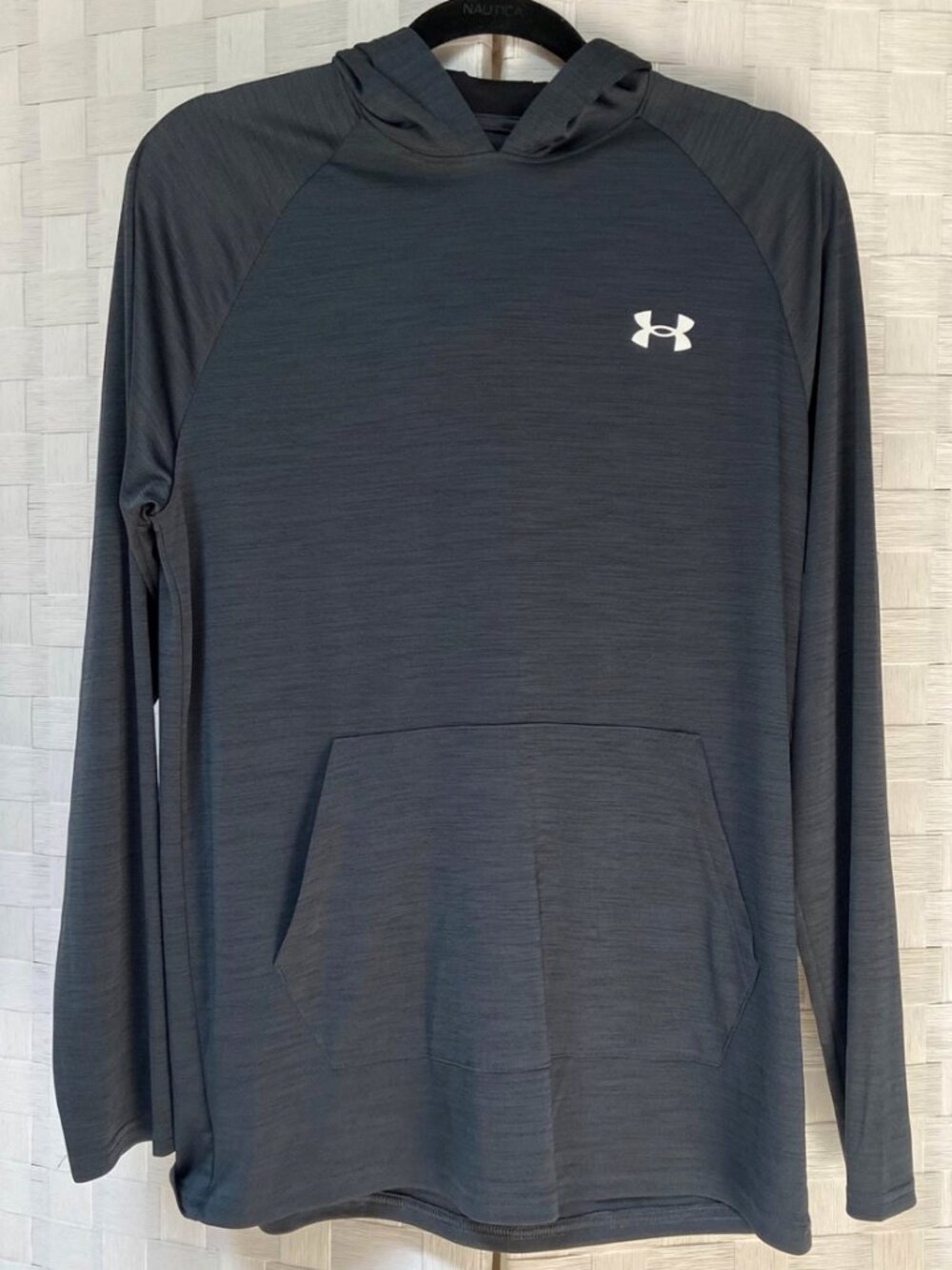 Men's Under Armour Dark Gray Hoodie Shirt Size M